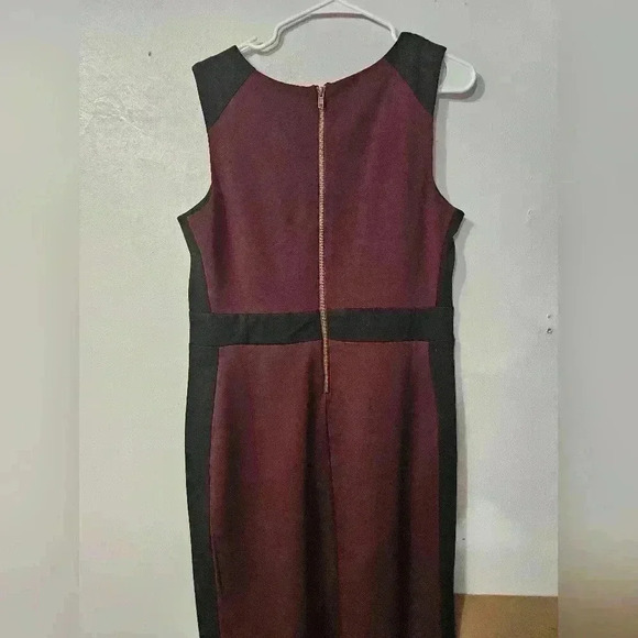 Signature collection maroon and black midi dress! - Picture 2 of 6